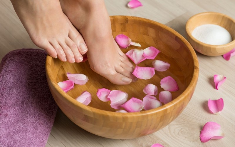 Spa Essential Pedicure 